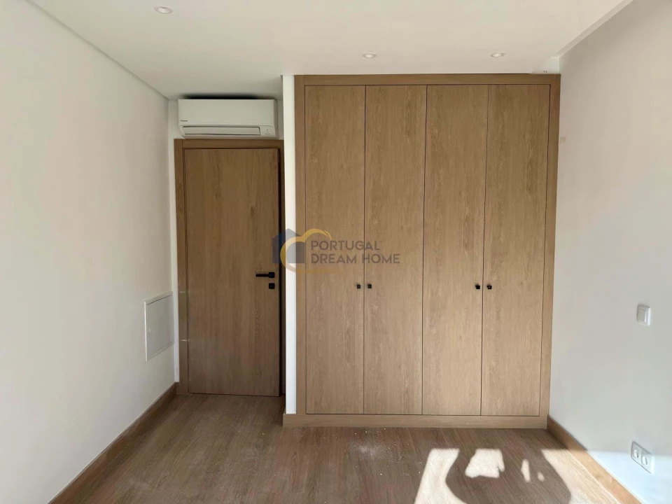 Apartamento T3 para Venda em Albufeira e Olhos de Água Foto 18