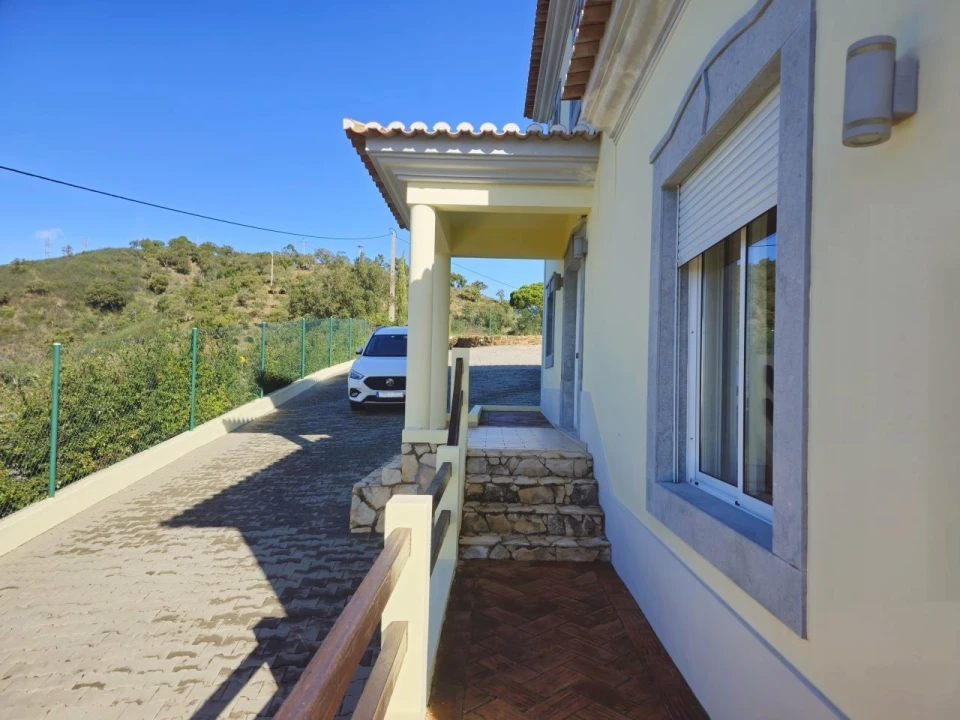 Moradia T3 para Venda em Santa Catarina da Fonte do Bispo Foto 28