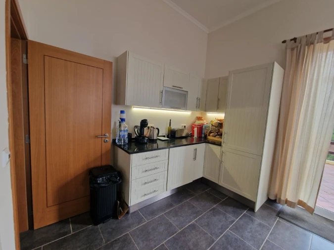 Moradia T3 para Venda em Santa Catarina da Fonte do Bispo Foto 7