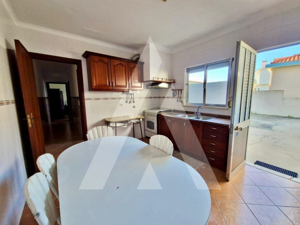 Moradia T6 para Venda em Gafanha da Encarnação Foto 20