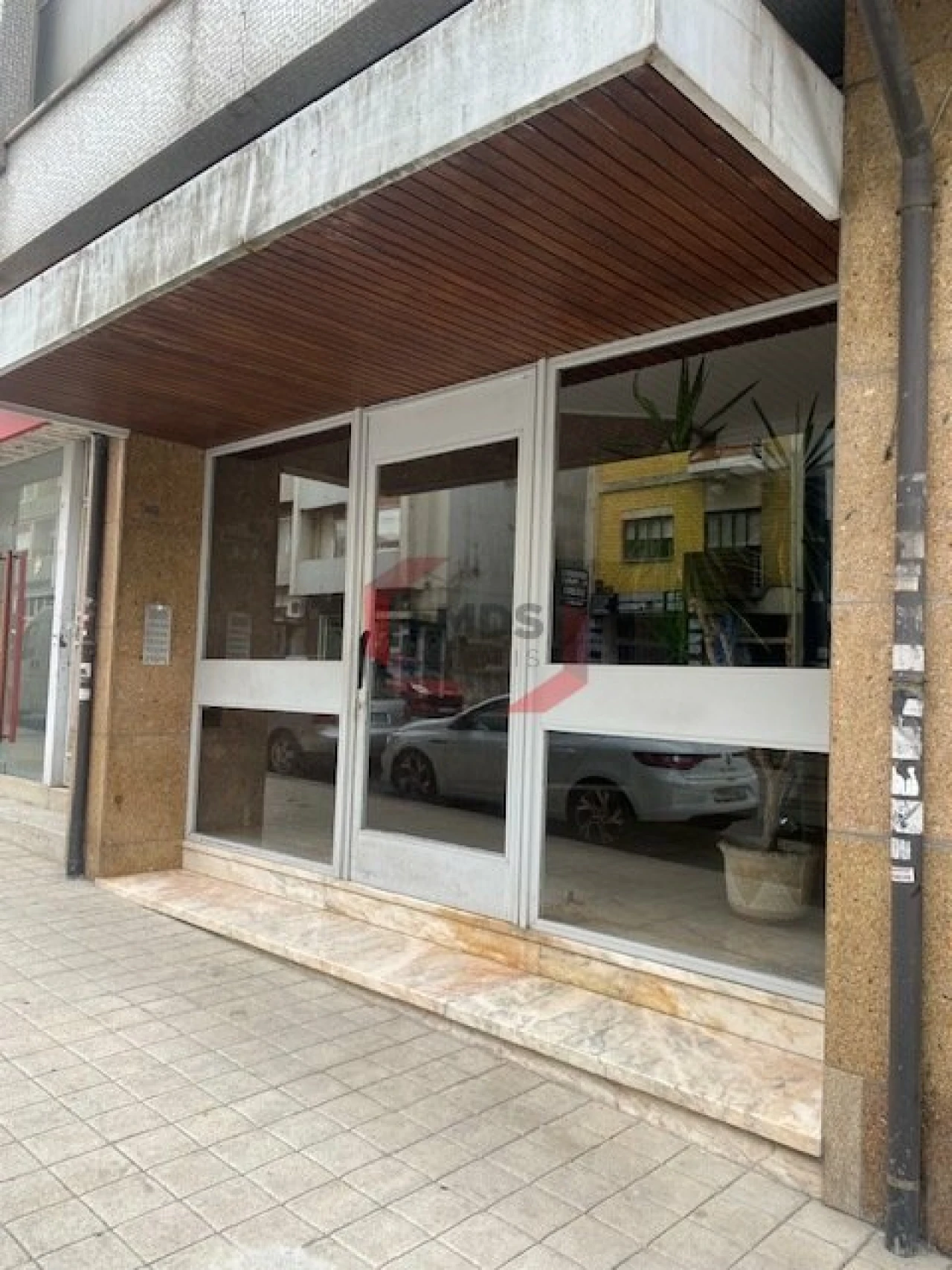 Apartamento T1 para Venda em Paranhos Foto 1