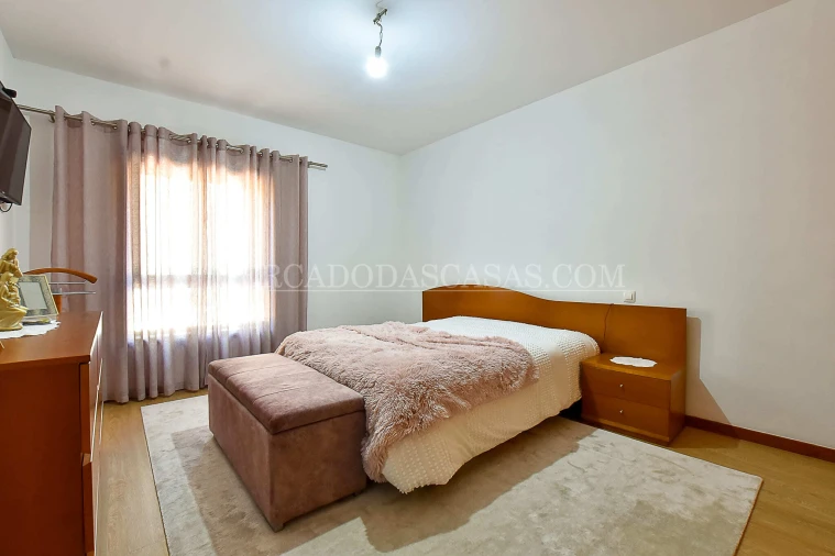 Moradia T3 para Venda em Sanguedo Foto 11