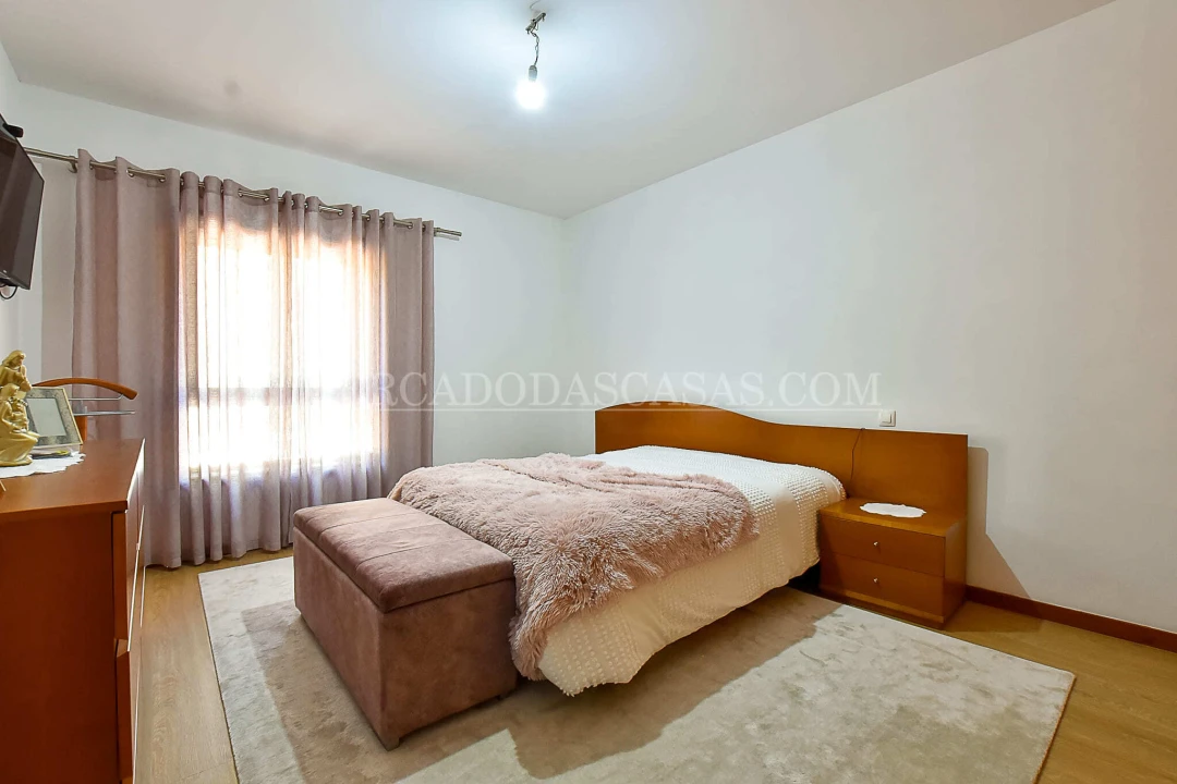 Moradia T3 para Venda em Sanguedo Foto 11