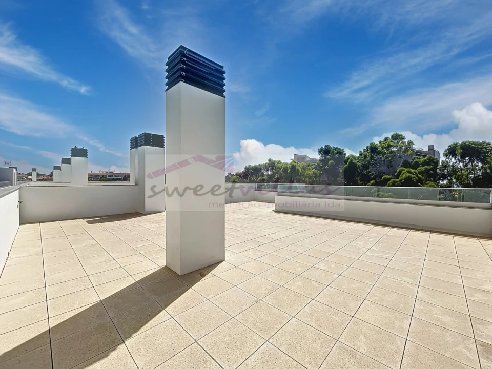 Apartamento T2 para Venda em Albufeira e Olhos de Água Foto 14