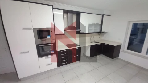 Moradia T4 para Venda em Ericeira