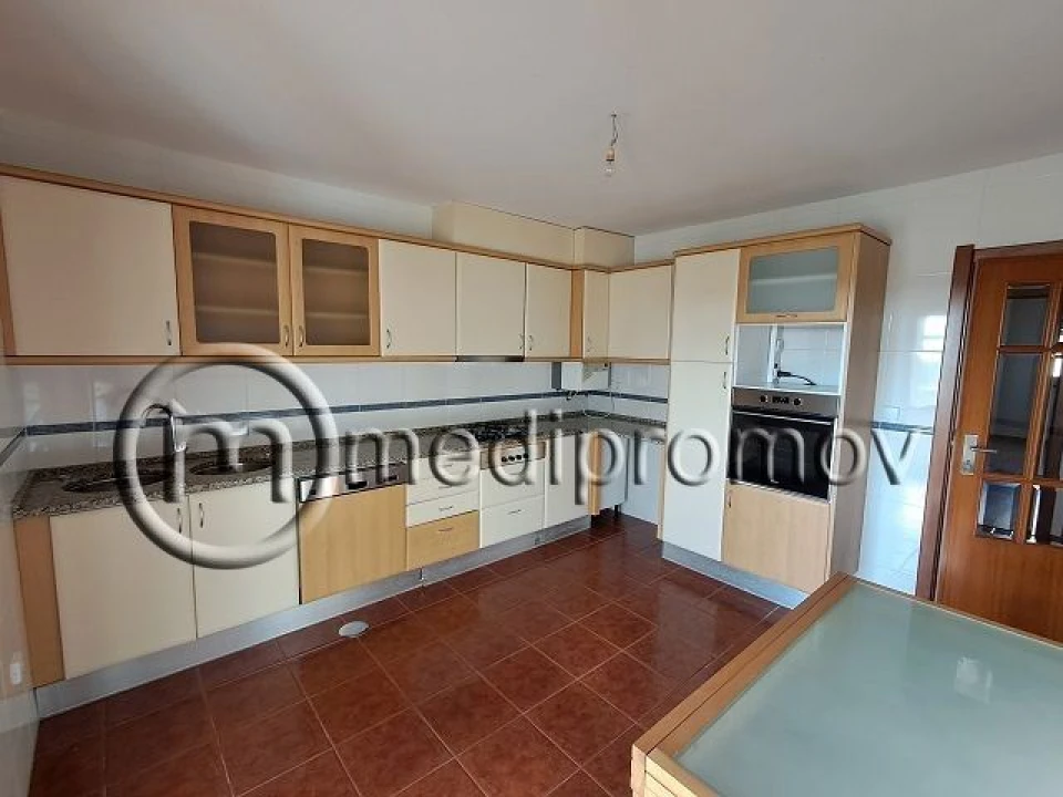 Apartamento T3 para Venda em Gafanha da Boa Hora Foto 2
