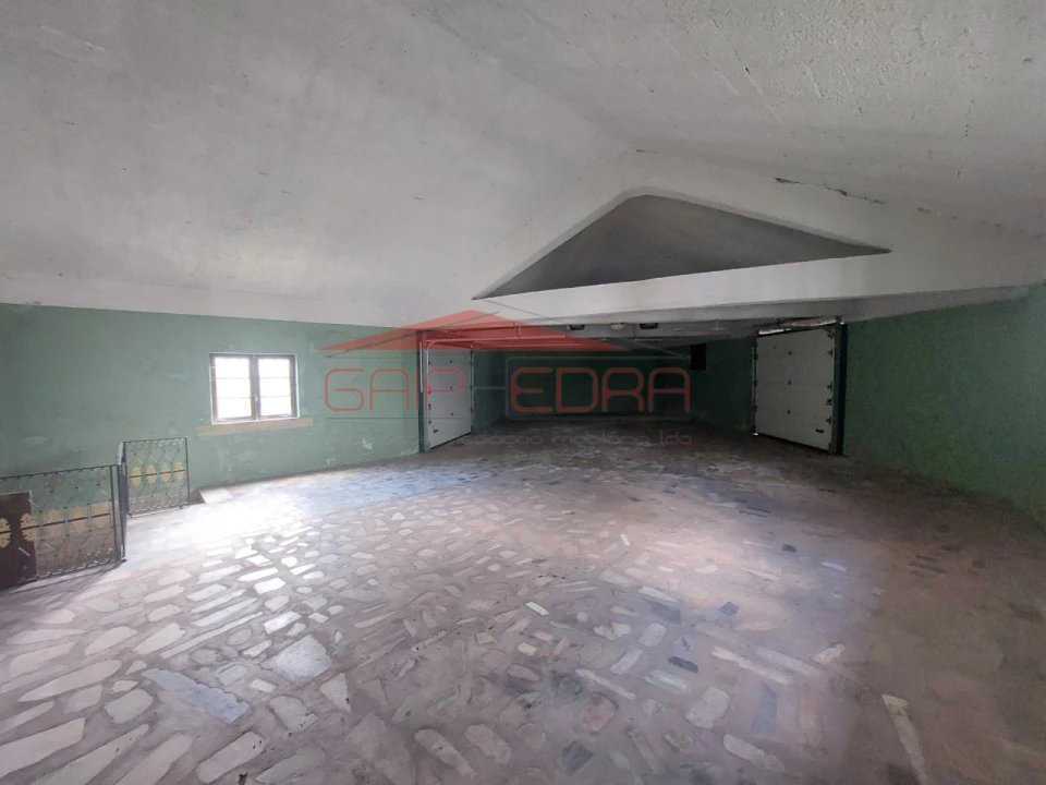 Moradia T11 para Venda em Maiorca Foto 35