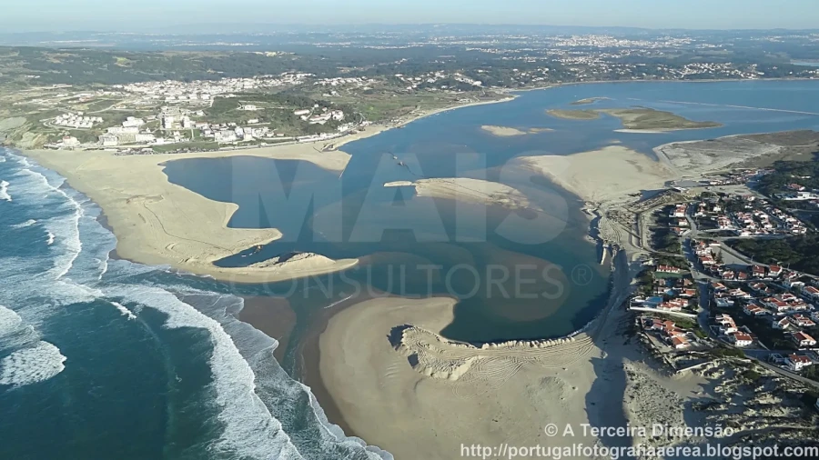Terreno para Venda em Foz do Arelho Foto 4