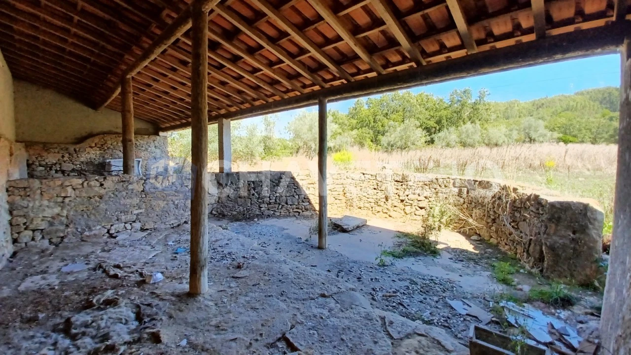 Moradia T4 para Venda em Areias e Pias Foto 8