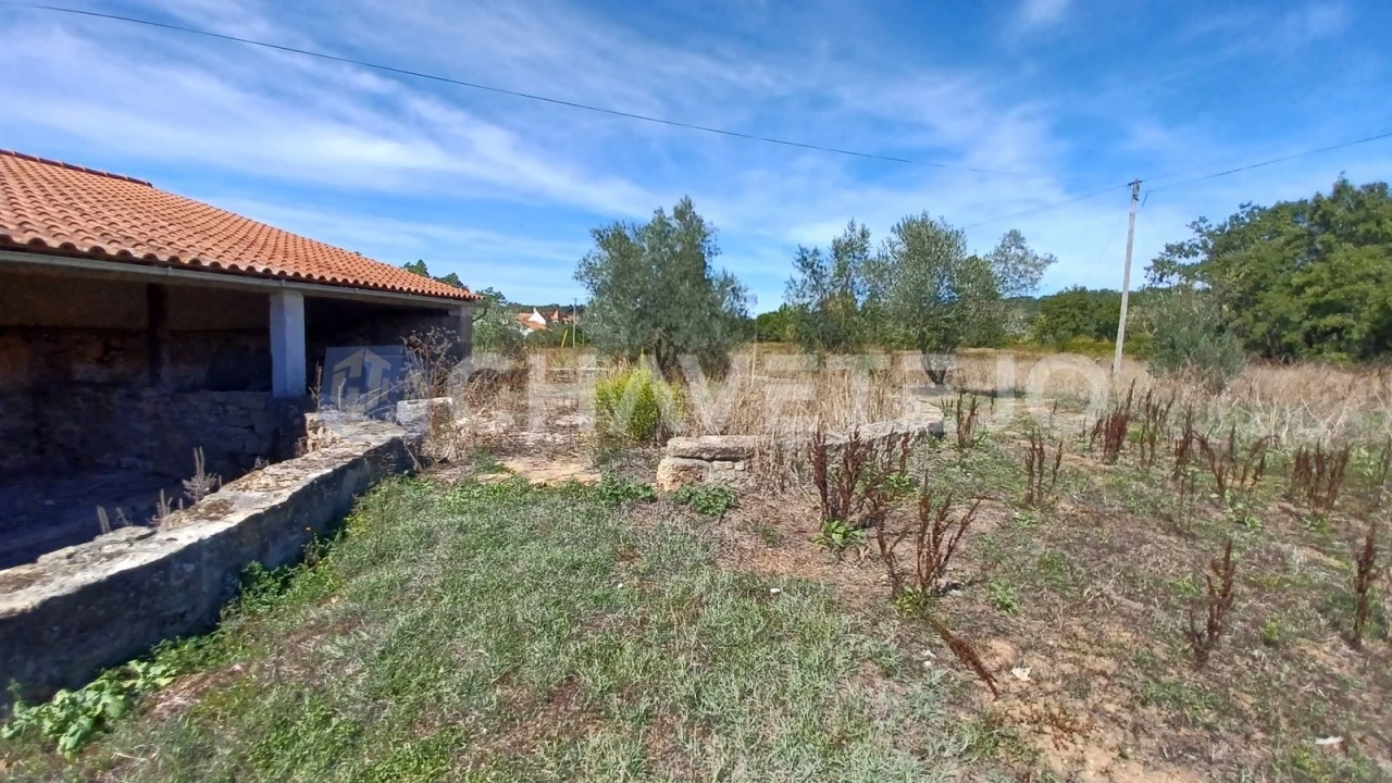 Moradia T4 para Venda em Areias e Pias Foto 11