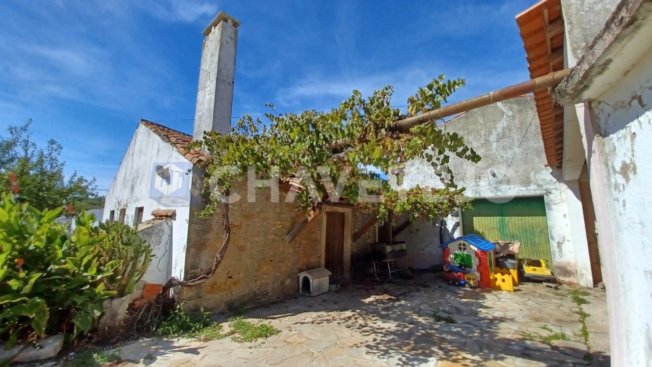 Moradia T4 para Venda em Areias e Pias Foto 14