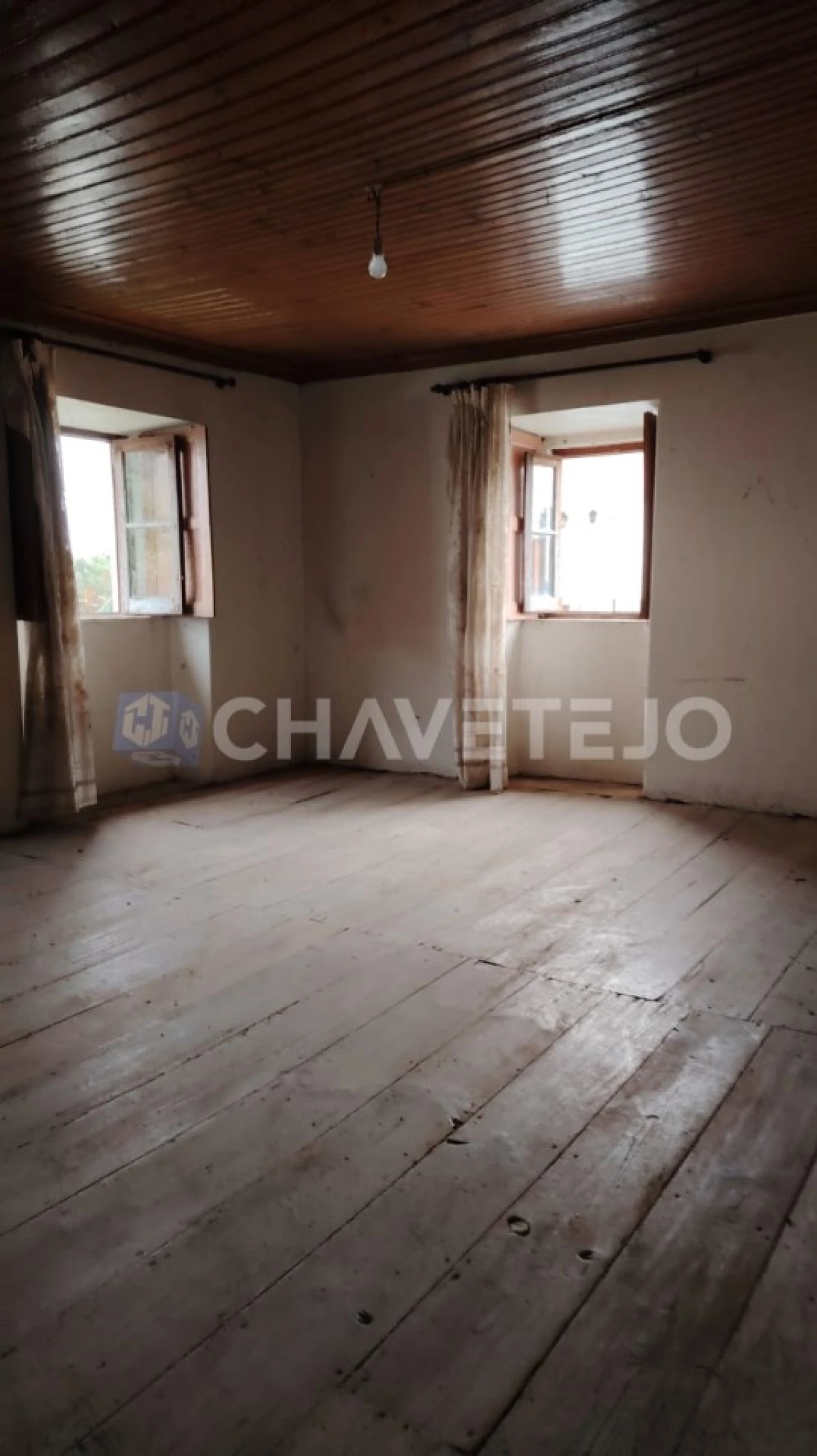 Moradia T4 para Venda em Areias e Pias Foto 6