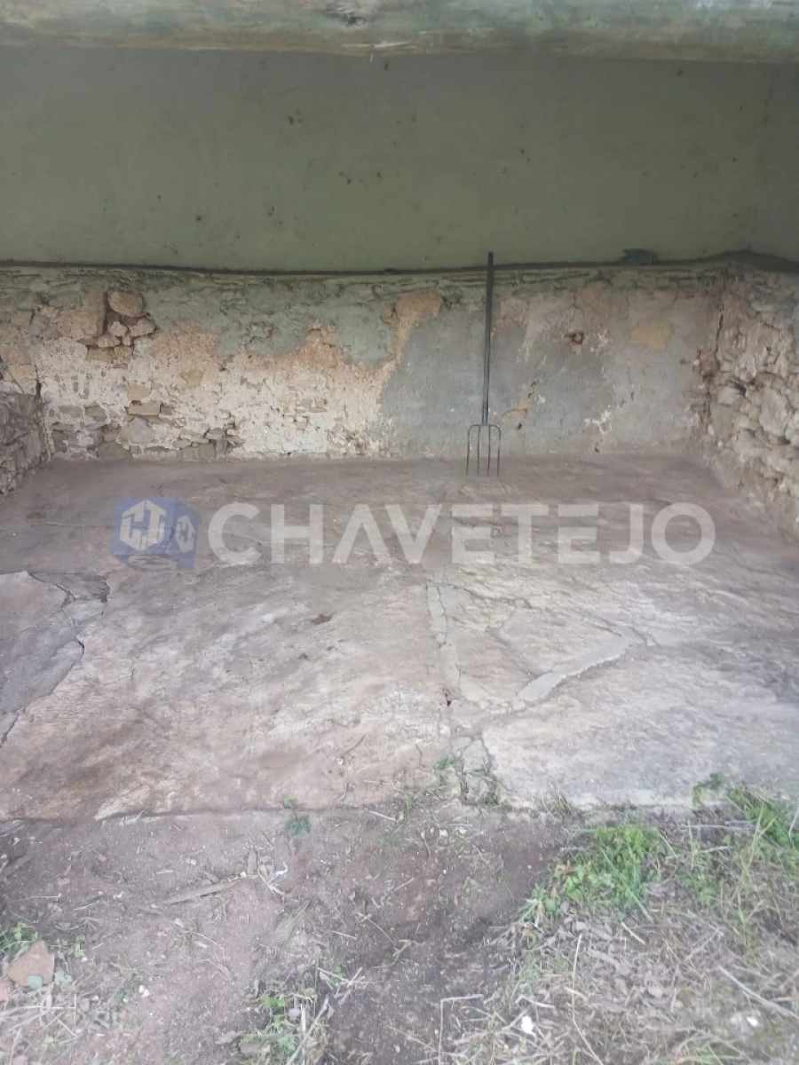 Moradia T4 para Venda em Areias e Pias Foto 13