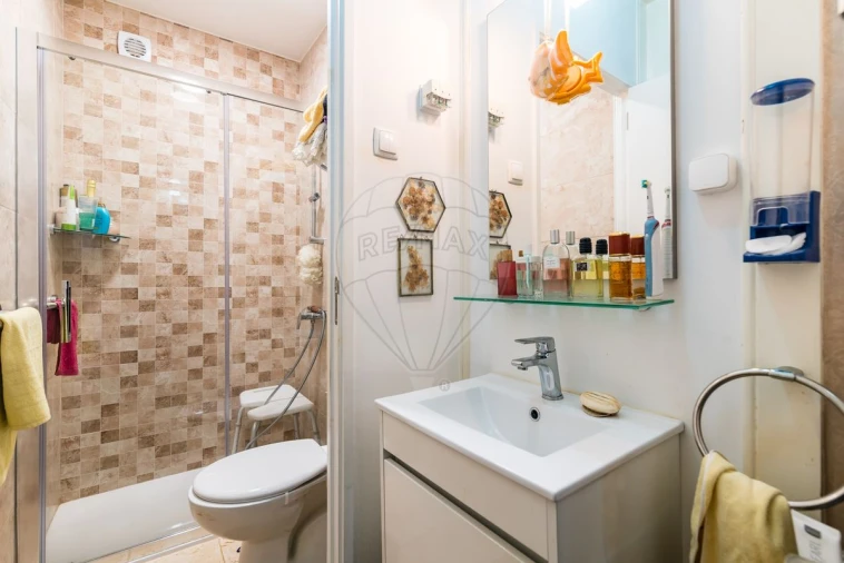 Moradia T7 para Venda em Vermelha Foto 34