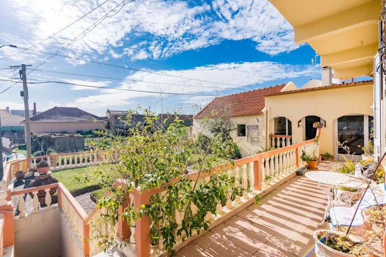 Moradia T7 para Venda em Vermelha Foto 8