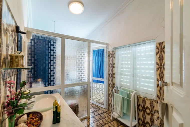 Moradia T7 para Venda em Vermelha Foto 35