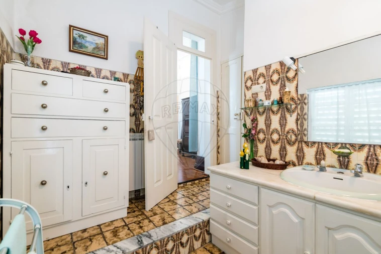 Moradia T7 para Venda em Vermelha Foto 36