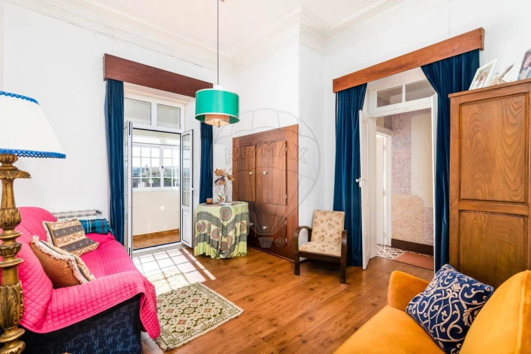 Moradia T7 para Venda em Vermelha Foto 22