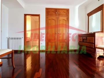Moradia T4 para Venda em Silveira
