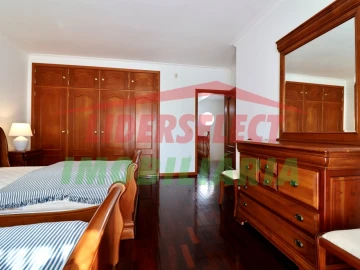 Moradia T4 para Venda em Silveira