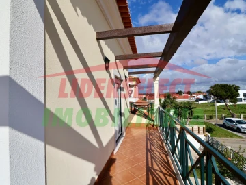 Moradia T4 para Venda em Silveira