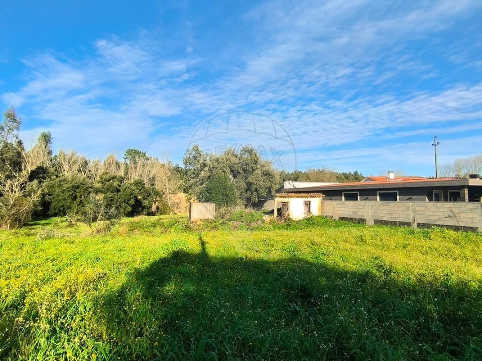 Terreno para Venda em Outeiro da Cortiçada e Arruda dos Pisões Foto 5