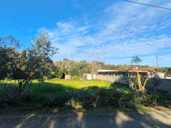 Terreno para Venda em Outeiro da Cortiçada e Arruda dos Pisões Foto 2
