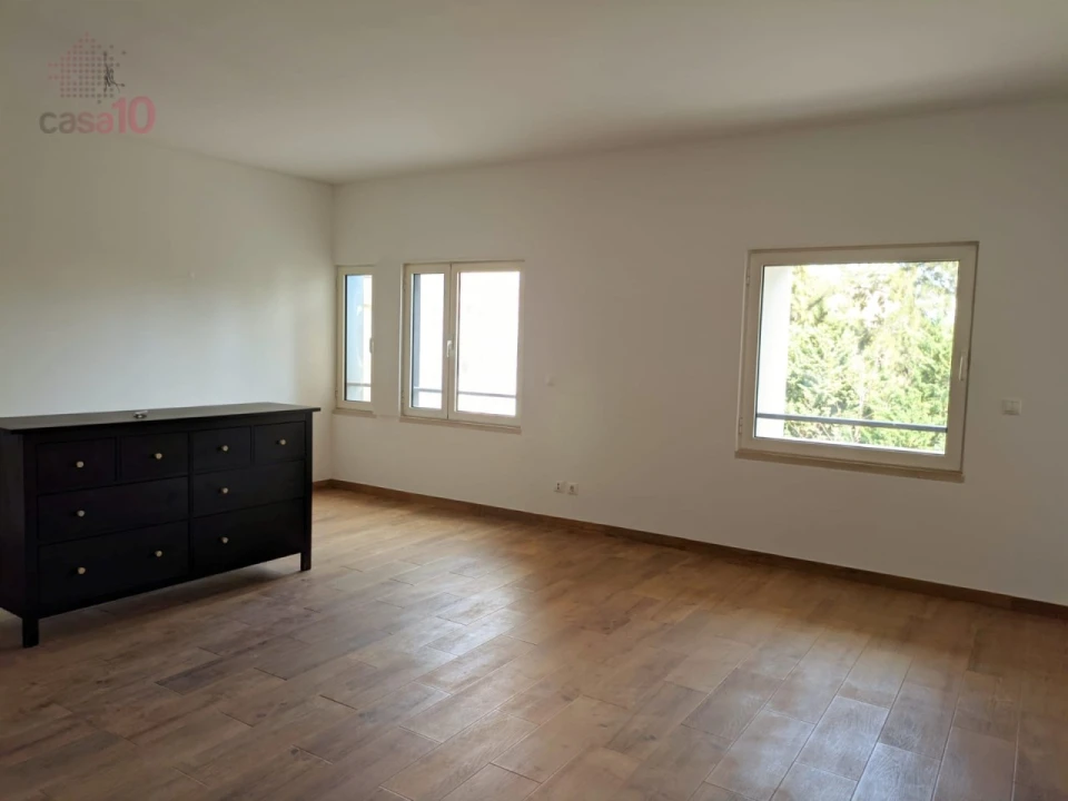 Apartamento T3 para Venda em Parque das Nações Foto 3