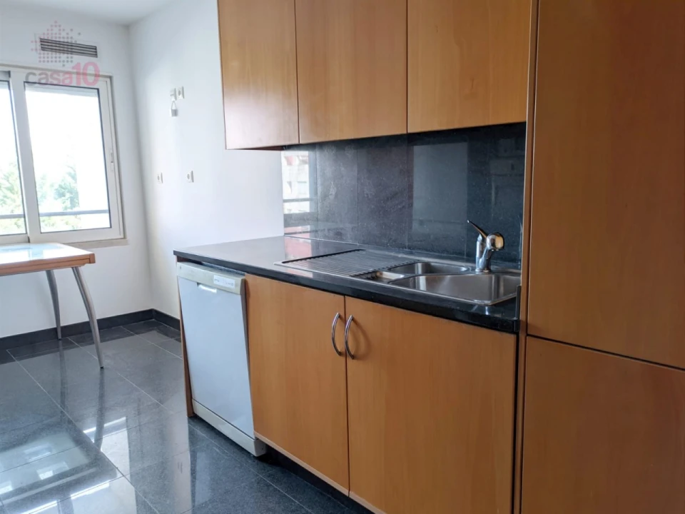 Apartamento T3 para Venda em Parque das Nações Foto 8