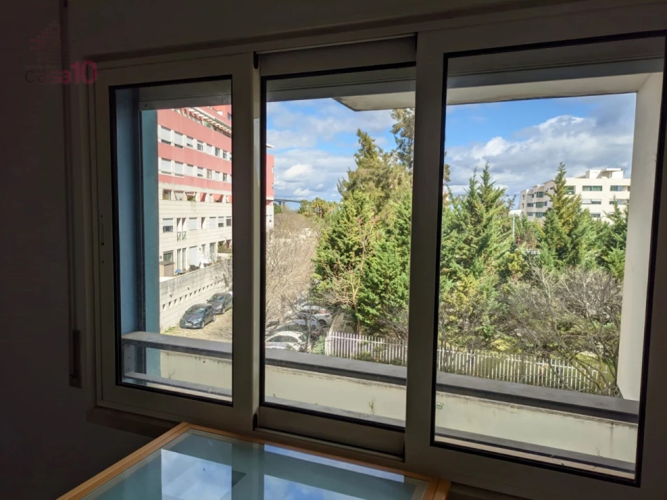 Apartamento T3 para Venda em Parque das Nações Foto 9