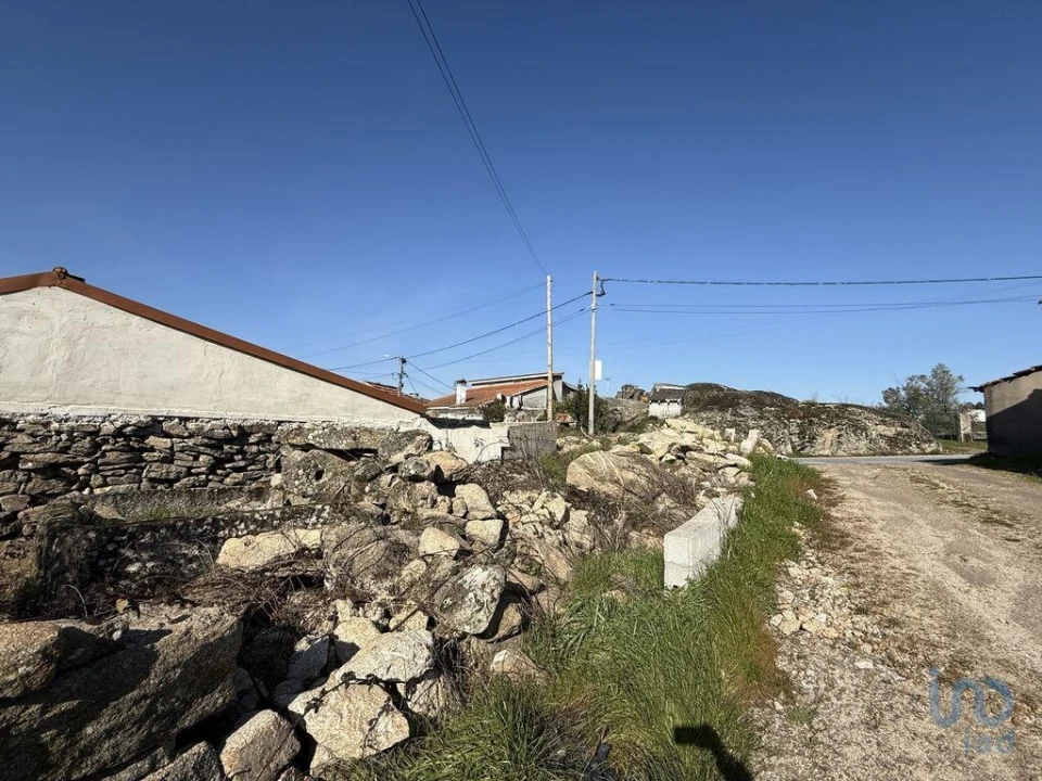 Moradia T1 para Venda em Mouçós e Lamares Foto 11