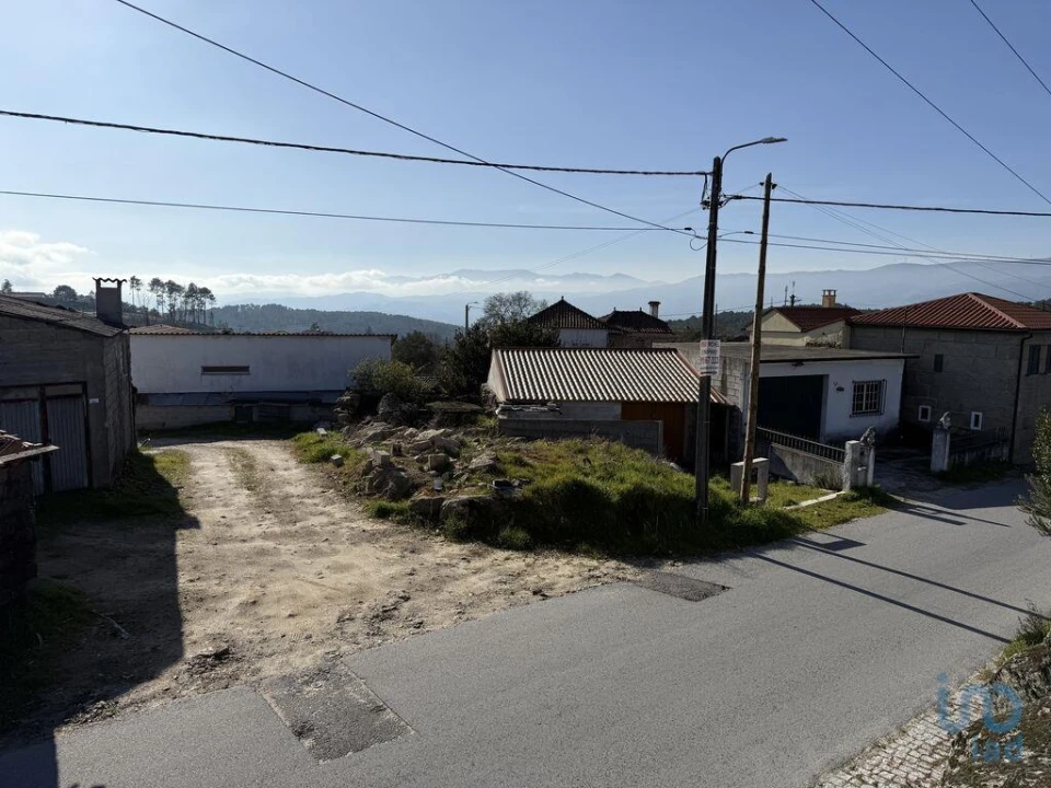 Moradia T1 para Venda em Mouçós e Lamares Foto 3