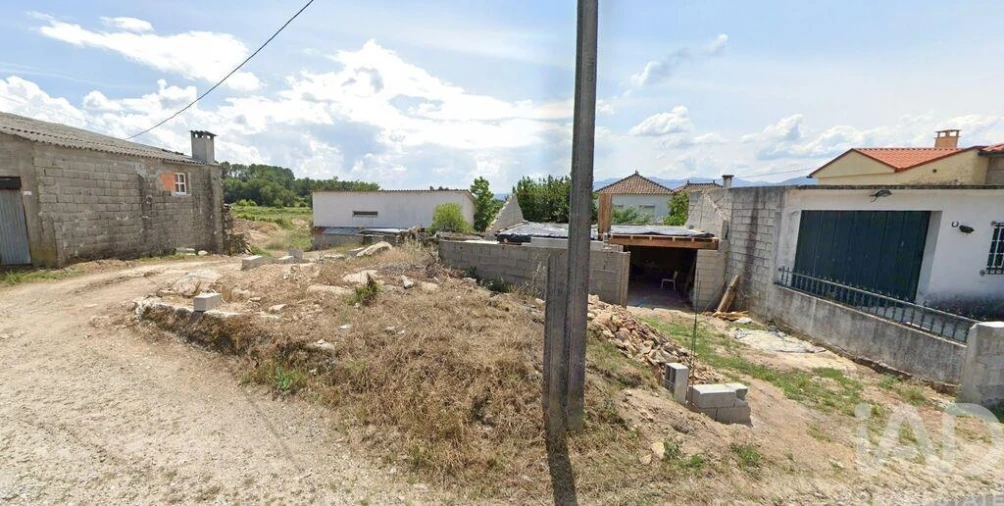 Moradia T1 para Venda em Mouçós e Lamares Foto 23
