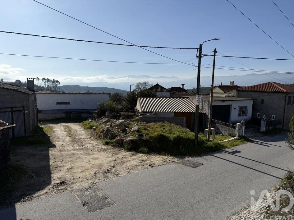 Moradia T1 para Venda em Mouçós e Lamares Foto 17