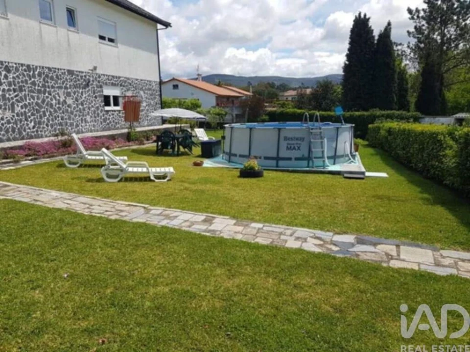 Moradia T3 para Venda em Aldreu Foto 16