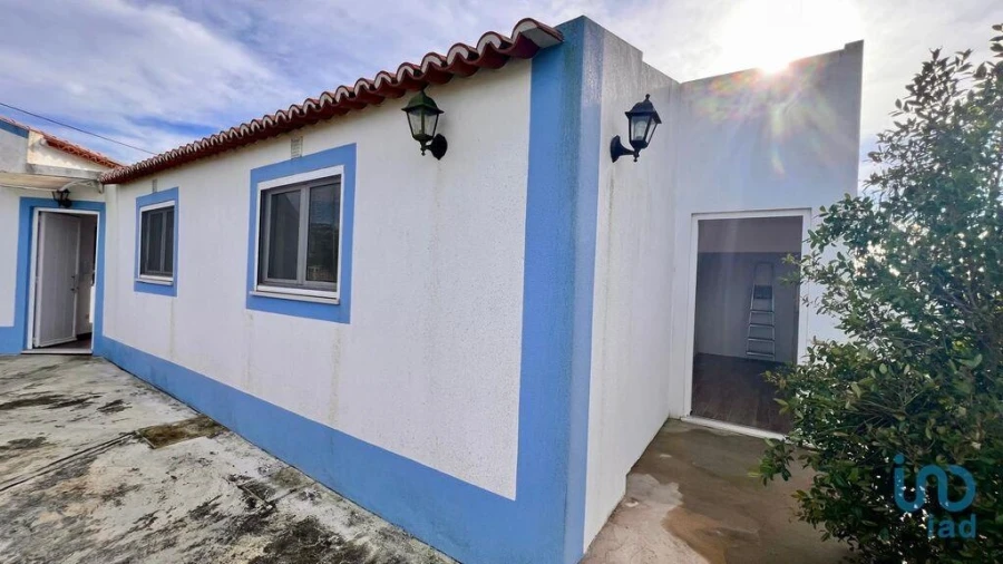 Moradia T2 para Arrendamento em Santo Isidoro Foto 5