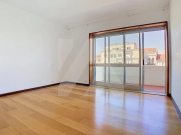 Apartamento T4 para Venda em Ovar, São João, Arada e São Vicente de Pereira Jusã