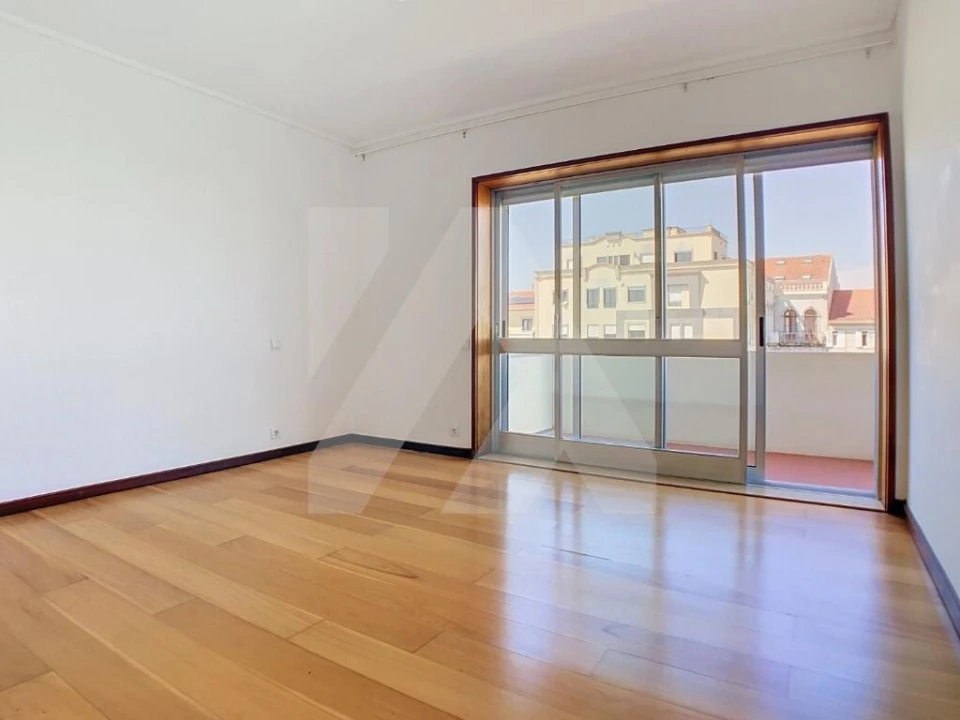Apartamento T4 para Venda em Ovar, São João, Arada e São Vicente de Pereira Jusã Foto 8