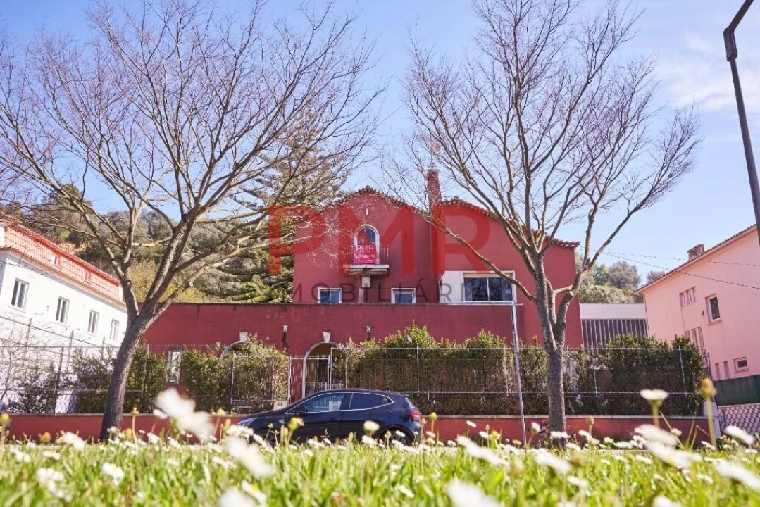 Moradia T7 para Venda em Alvalade Foto 12