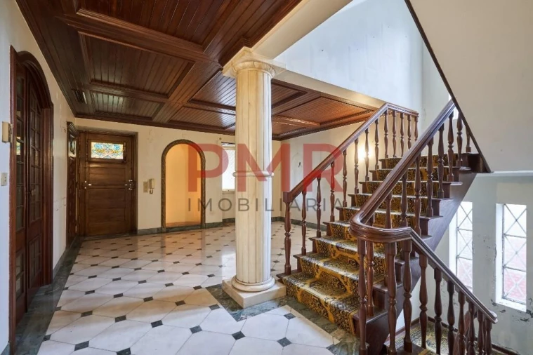 Moradia T7 para Venda em Alvalade Foto 22