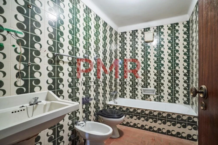 Moradia T7 para Venda em Alvalade Foto 47