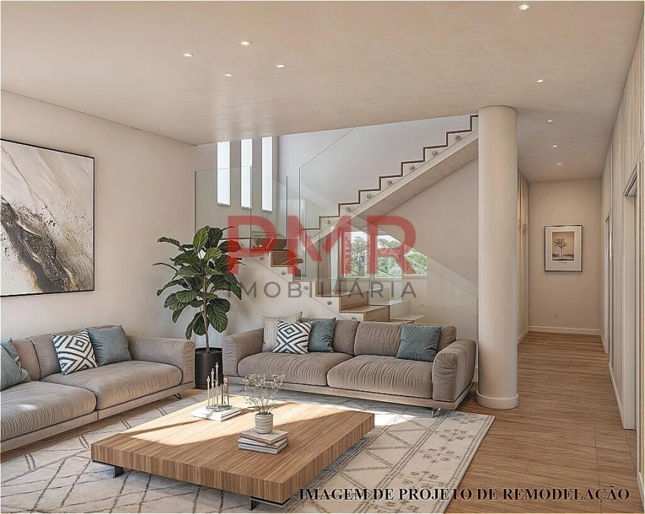 Moradia T7 para Venda em Alvalade Foto 1