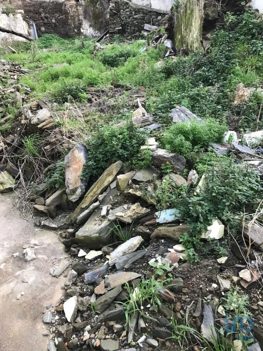 Moradia T2 para Venda em Peso da Régua e Godim Foto 11