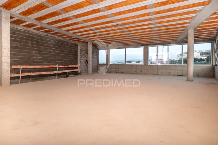 Armazém para Venda em Ferreiros e Gondizalves Foto 7