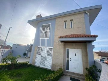 Moradia T4 para Venda em Vila do Conde