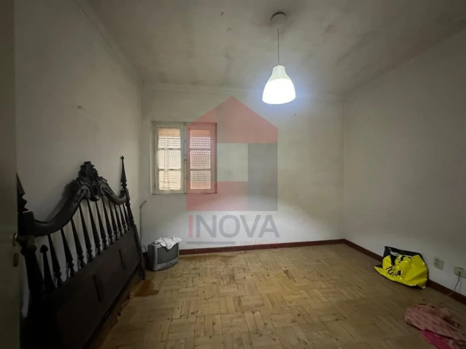 Moradia T3 para Venda em Vila Verde e Barbudo Foto 6