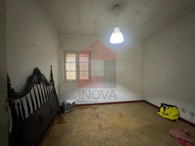 Moradia T3 para Venda em Vila Verde e Barbudo Foto 6