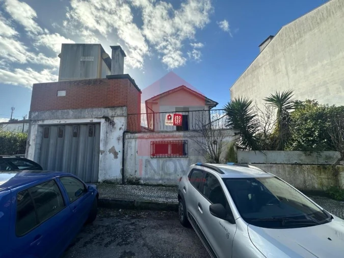 Moradia T3 para Venda em Vila Verde e Barbudo Foto 1