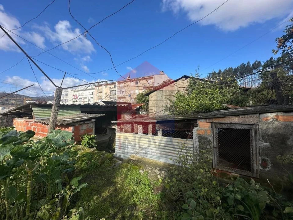 Moradia T3 para Venda em Vila Verde e Barbudo Foto 14