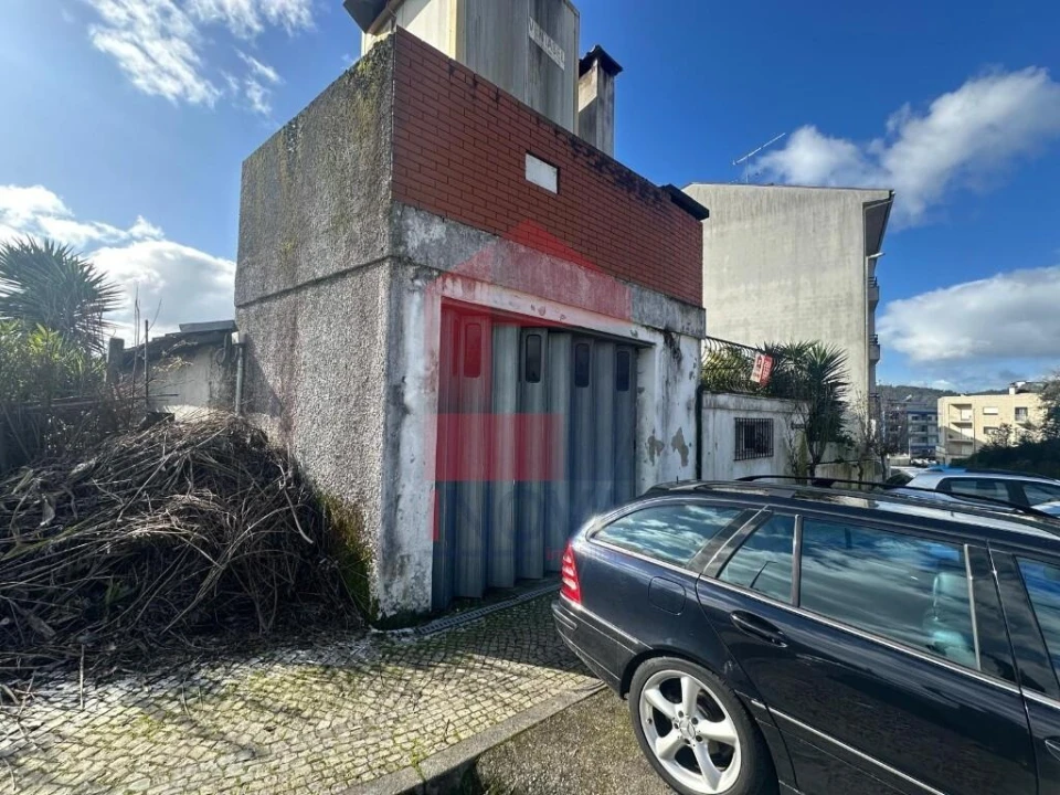 Moradia T3 para Venda em Vila Verde e Barbudo Foto 26